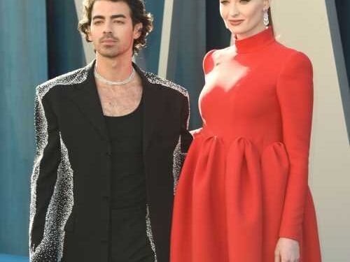 Sophie Turner ‘felt trapped’ after having two kids & Joe wanted a third