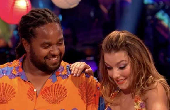 Strictly winner Hamza Yassinha breaks down in tears