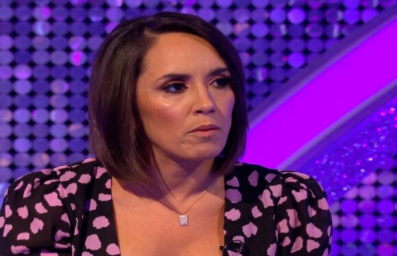 Strictlys Katya Jones breaks record as Janette Manrara waves off mistake