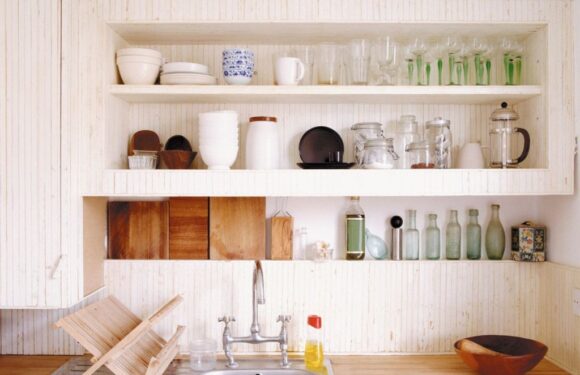 This $7 Vintage-Inspired Salt & Pepper Shaker Set With Over 6K Reviews ‘Adds a Fun Vibe to the Kitchen’