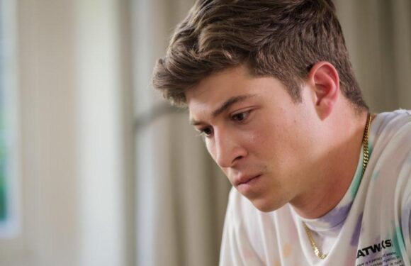 What happened to Hendrix in Neighbours?