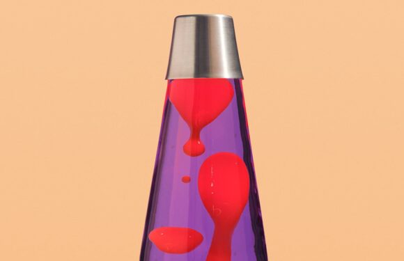 60 years old, the lamp so ugly it's cool!