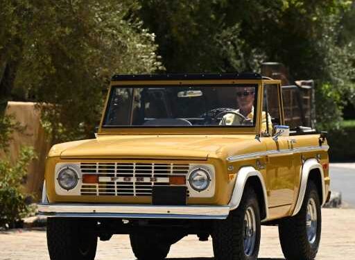 ‘The Golden Bachelor’ Sent On Scary Freeway Drive With Broken Headlights; Survives First One-On-One Date