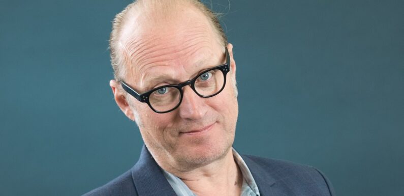 Adrian Edmondson's short-sightedness has been miraculously cured