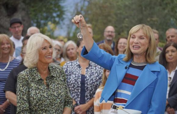 Antiques Roadshow fans 'heartbroken' as BBC show 'hits new low' with latest episode | The Sun