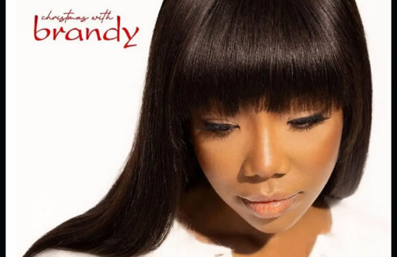 Brandy Announces First-Ever Holiday Album 'Christmas With Brandy'