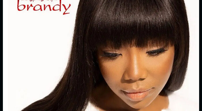 Brandy Announces First-Ever Holiday Album 'Christmas With Brandy'