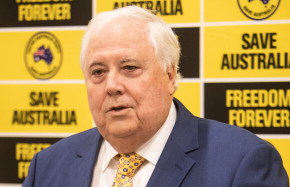 Clive Palmer ads question what comes after the Voice