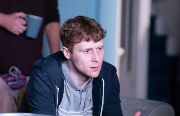 EastEnders fans slam ‘ridiculous’ blunder in aftermath of Jay’s car accident
