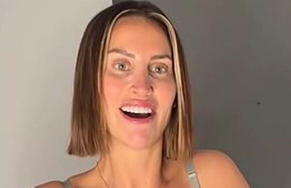 Ferne McCann celebrates fitting back into her jeans three months after giving birth