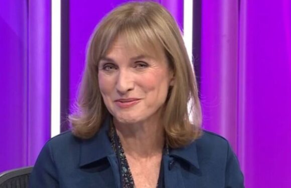 Fiona Bruce appears with arm sling and black eye on Question Time