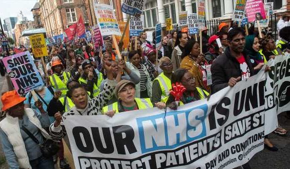 Foreign doctors could be hired in bid to break NHS strikes