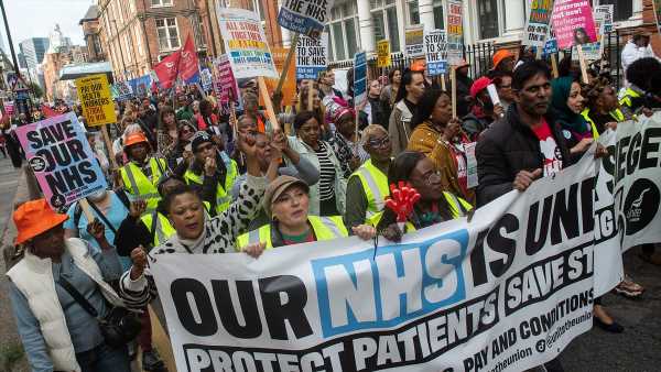 Foreign doctors could be hired in bid to break NHS strikes