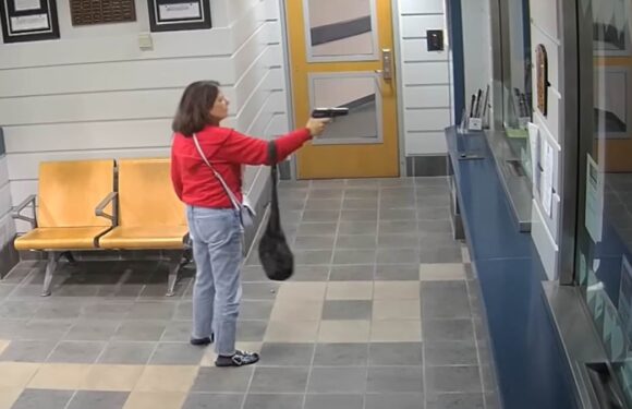 Former Connecticut state worker has meltdown at police station