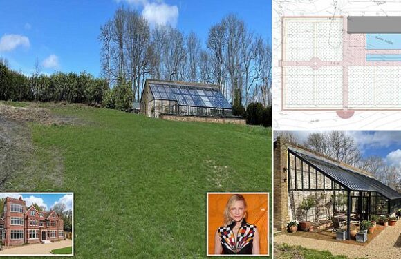 Grow-mio and Juliet: Cate Blanchett applies to build walled garden