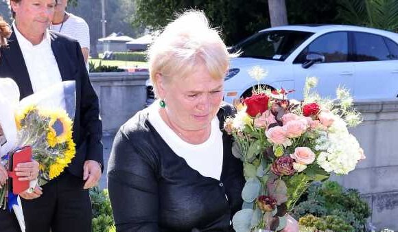 Halyna Hutchins's mom visits her grave on second shooting anniversary