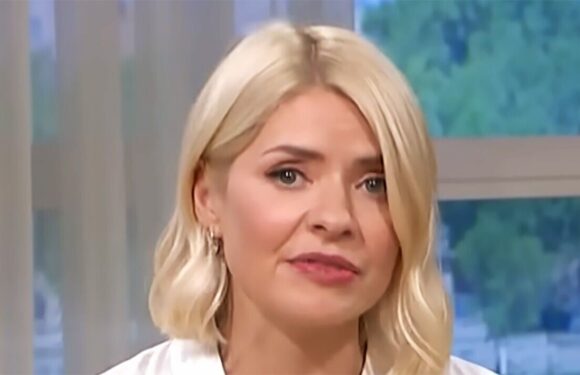 Holly Willoughby left broken-hearted over death of close family member