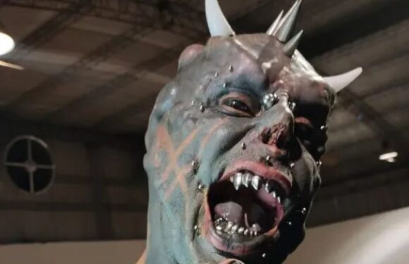 Human Satan body mod addict amputates three fingers to turn hands into claws