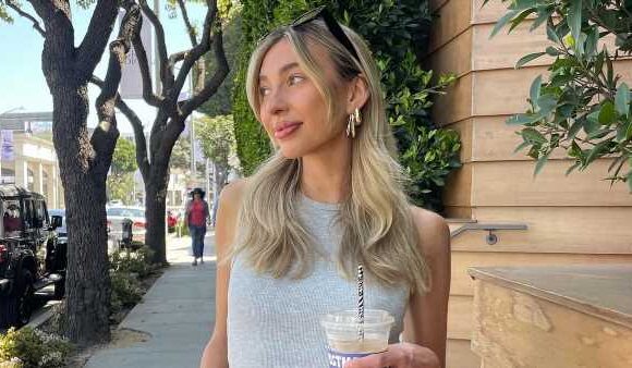 I'm a nutritionist – and this is why oat milk is the WORST to drink