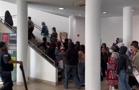 Jewish students hide in NYC's Cooper Union amid pro-Palestine demo