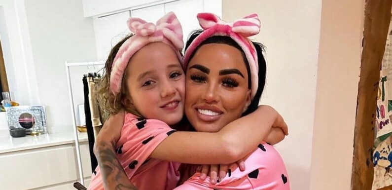 Katie Price and daughter Bunny cuddle in matching pink pyjamas in sweet snap