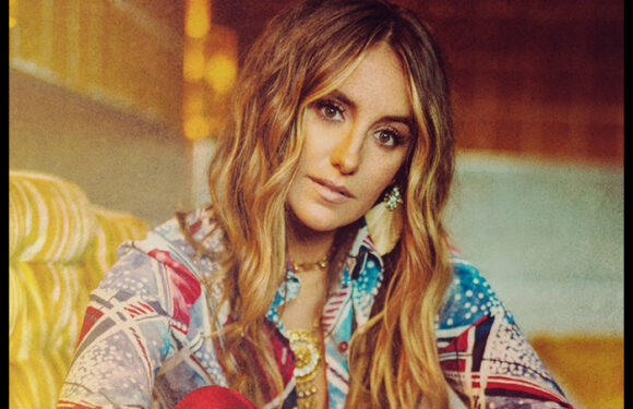 Lainey Wilson Launches 'Heart Like A Truck' Charitable Fund