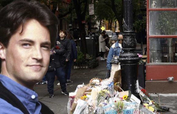 Matthew Perry Memorial Outside of NYC's 'Friends' Apartment Building