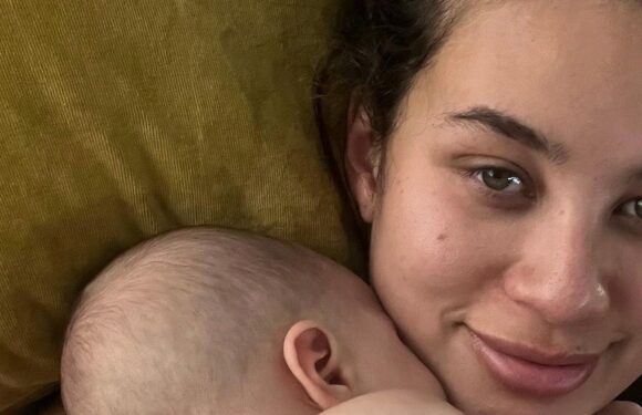 Montana Brown ‘struggling mentally’ as she asks for help with ‘bald patches’ after birth