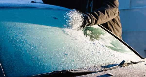 Motoring expert issues warning to drivers as UK temperatures plummet