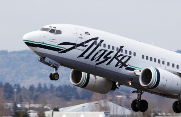 Off-duty pilot accused of trying to shut down jet’s engines mid-flight