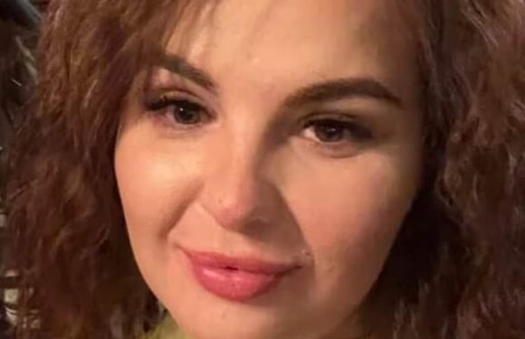 Police officers and staff investigated after man found dead in cell