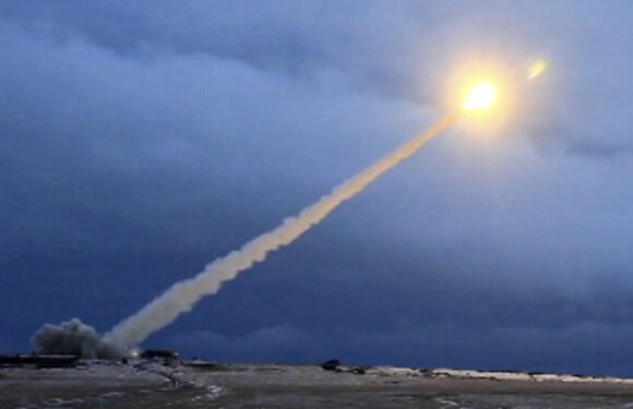 Russia backs away from treaty to give Putin option of nuclear tests