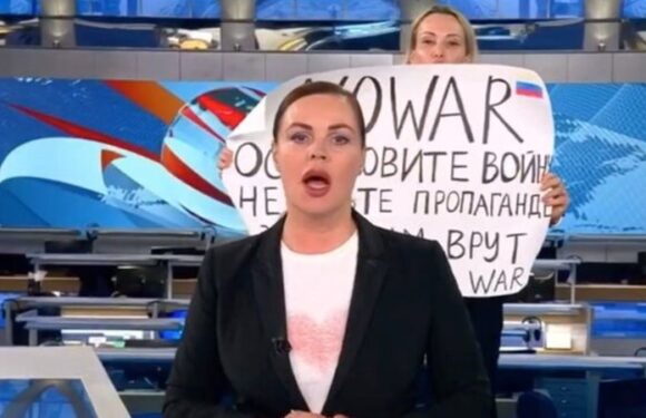 Russian journalist who denounced Ukraine war checked for suspected poisoning