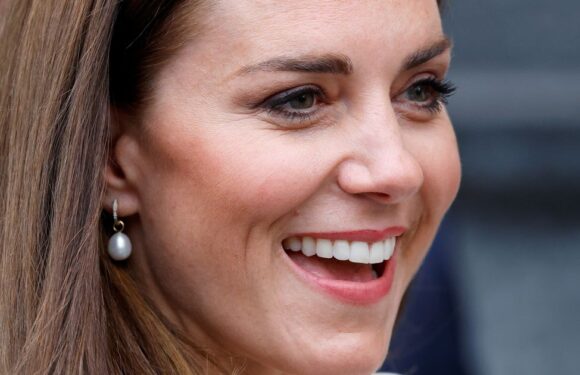 Shop the affordable alternative to Kate Middleton’s £225 gold pearl earrings