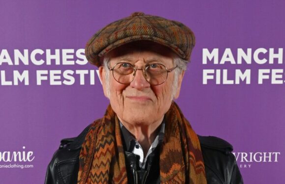 Slade’s Noddy Holder told he had six months to live in secret cancer battle