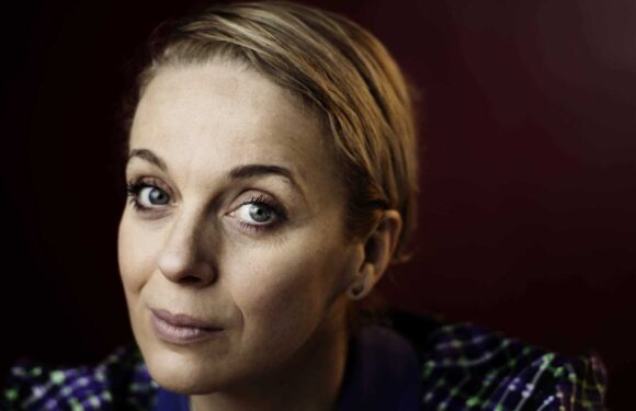 Strictly fans call on show legend to 'step in' and dance with Amanda Abbington after 'Giovanni feud’ | The Sun