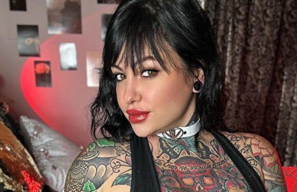Tattoo model dubbed ‘sexiest girl in the world’ after sharing racy bedroom snaps