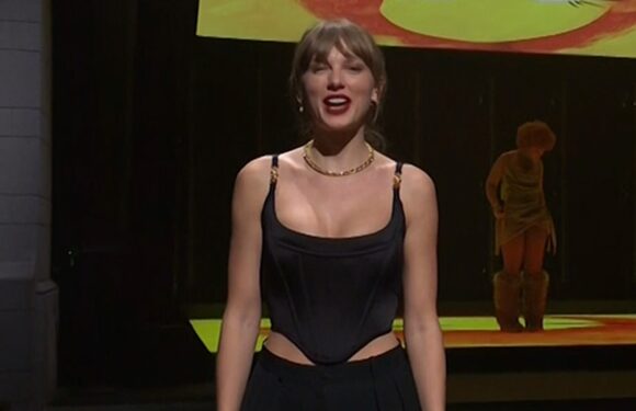 Taylor Swift Introduces Ice Spice on 'SNL,' Travis Kelce Makes Cameo