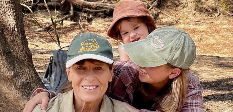 Terri Irwin shares family snap with her daughter and granddaughter
