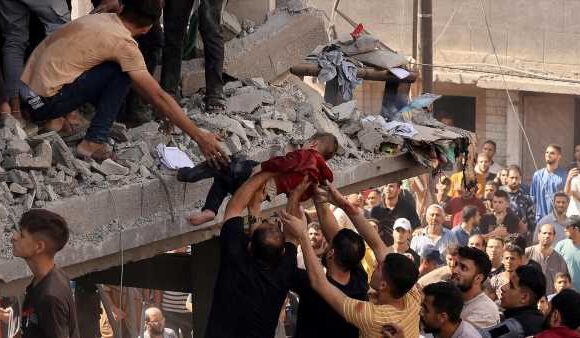 UN: Aid to Gaza may 'grind to a halt' if Israel doesn't lift blockade