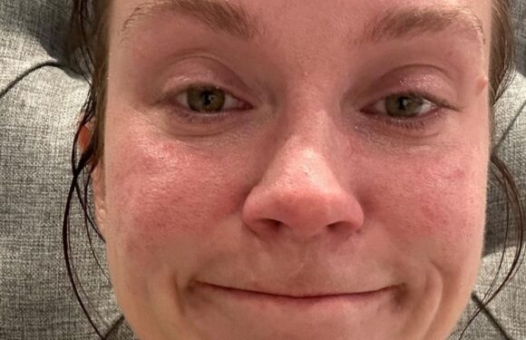 Vicky Pattison in tears after she overhears women gossiping about her in the street