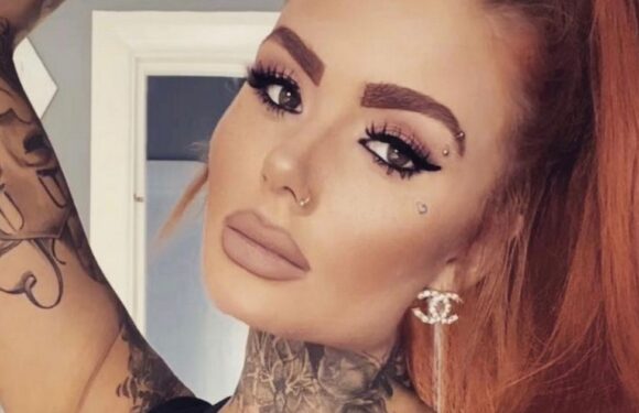 We were called ginger mingers in school but bullies now envy our sexy glow ups