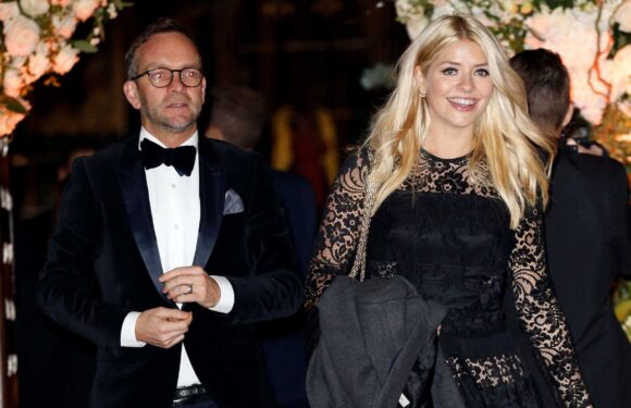 When was Holly Willoughby's wedding to Dan Baldwin? | The Sun