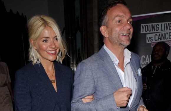 Who is Holly Willoughby’s husband Dan Baldwin, when did they marry and what is his job? | The Sun