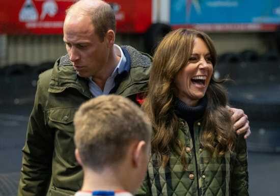 A Scottish child asked Princess Kate who she is.  Kate said ‘I’m married to William’