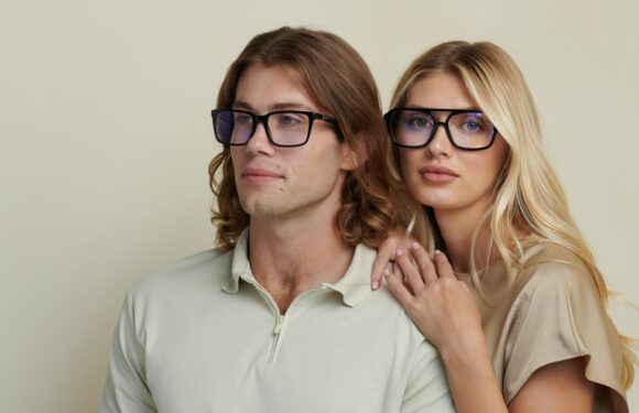 AI-powered sunglasses will help you on holiday with beer orders and day trips