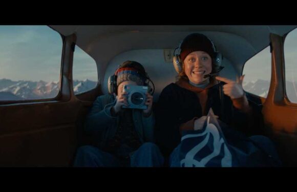 Boots’ Christmas advert follows heartwarming story of young girl’s journey to the North Pole with an iconic moment | The Sun