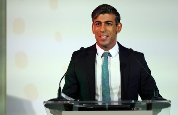 Cabinet split over Rwanda plan as emergency legislation