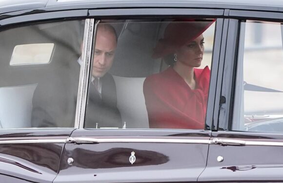 Charles, Camilla, William and Kate greet South Korea's President