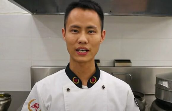 Chinese celebrity chef vows to never cook egg fried rice again after backlash